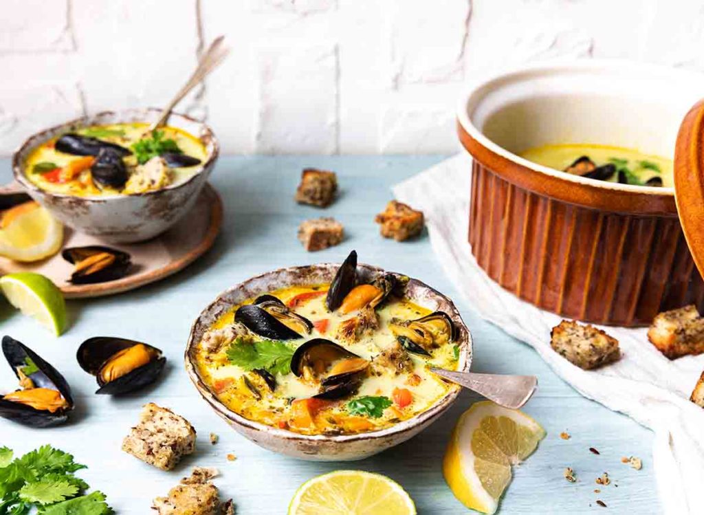 Soupe de moules au bouillon provençal et croûtons