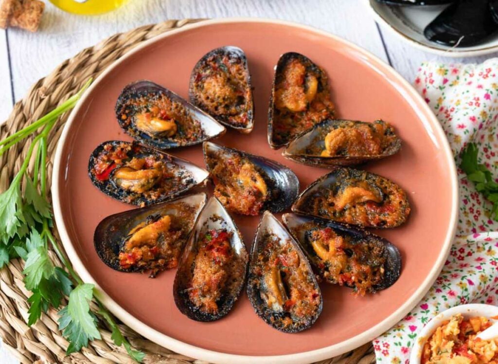 Moules gratinées aux poivrons